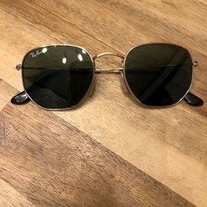 Hexagonal Gold Ray Bans